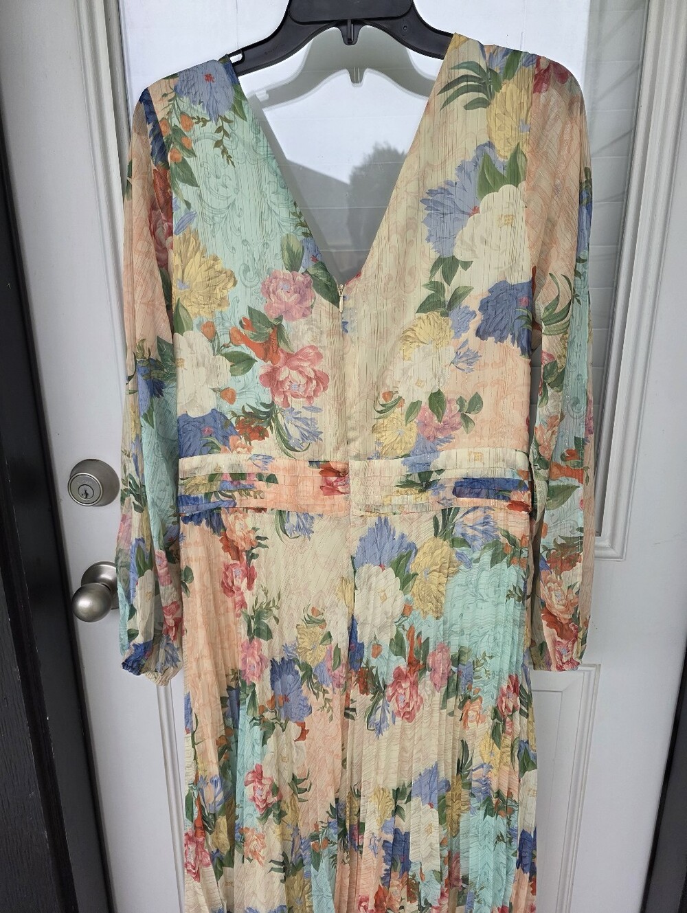 Siena Floral Maxi Dress Size 14 Pastel Garden Print Pleated Long Sleeve Boho - Picture 11 of 13